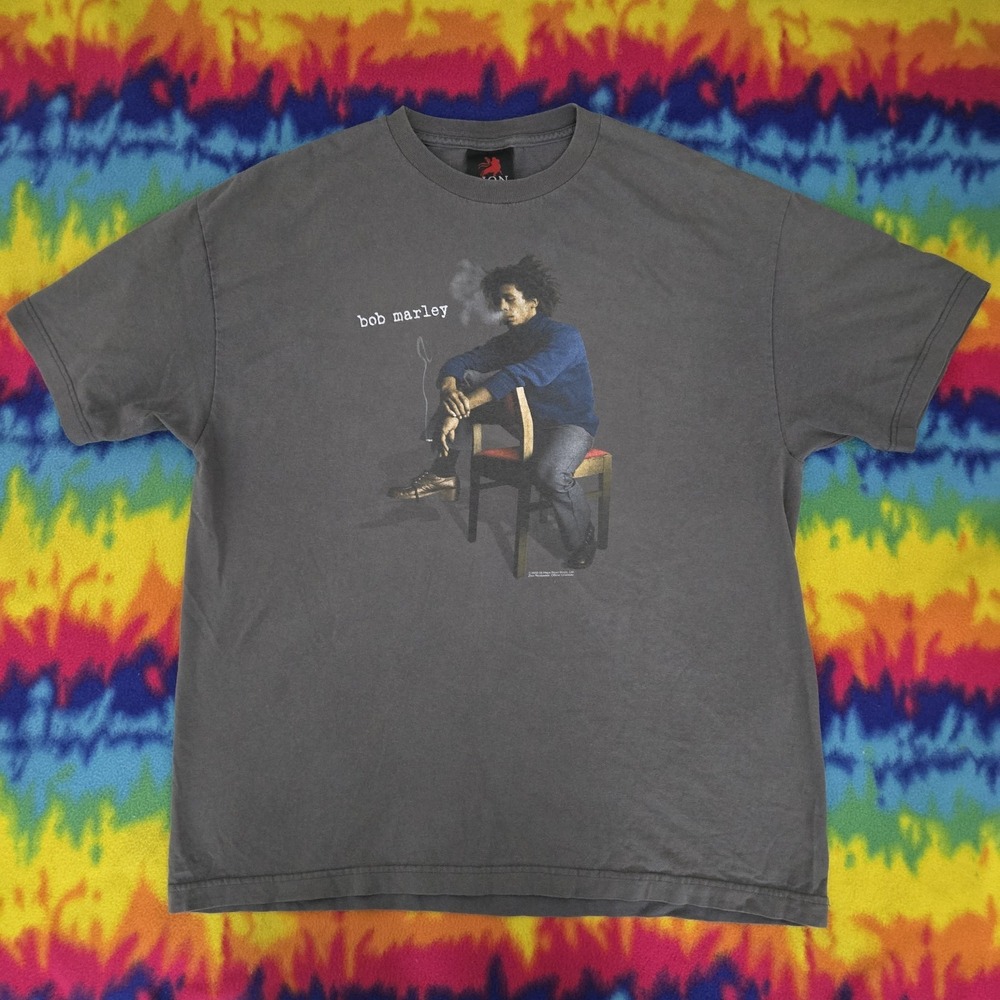 Vintage 2002 Zion Rootswear Men's Bob Marley Graphic Shirt